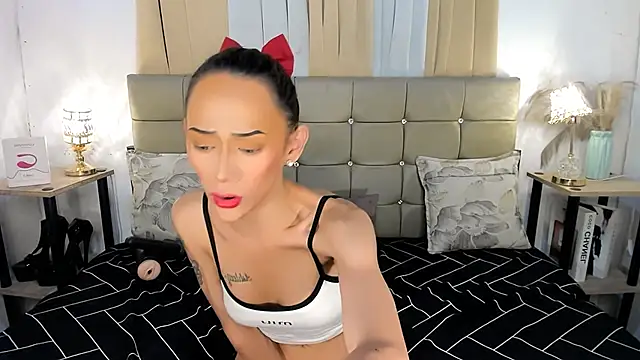 Show modela catiana_moore na web-kameri