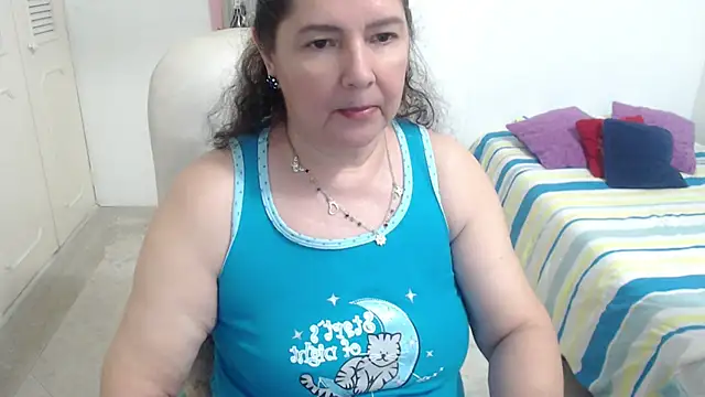 leonela_69 Show in webcam