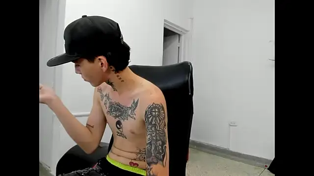 StraightBoy_Nick 在線直播表演