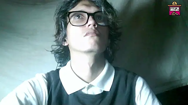 cherryuwu Webcam-Show