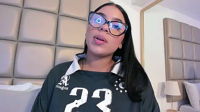 lilly_williamss webcam show