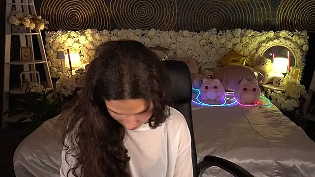 BabyFlowerr's Live XXX Chat