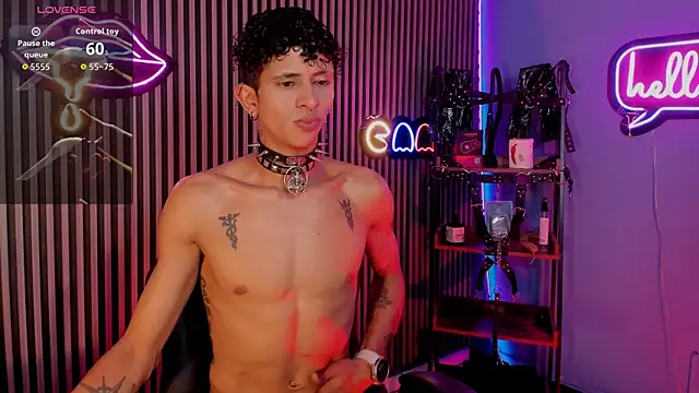 Maximoking26 Show Webcam