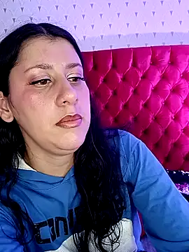 LunaDamasco's Live XXX Chat