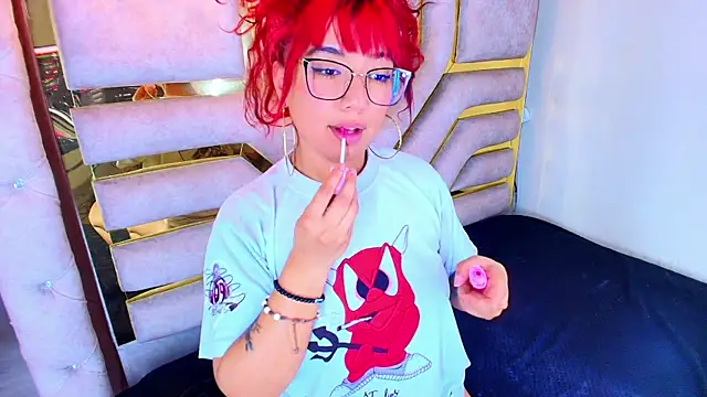 Chat +18 de Soleil_66 ao vivo