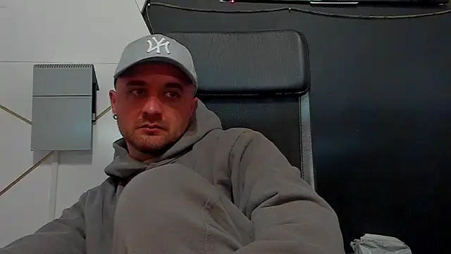 JamesMyerss – Naživo XXX chat