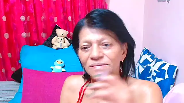 SLUTTYROXY: διαδικτυακό σόου στην κάμερα