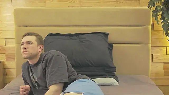 EthanPinkman Show Webcam