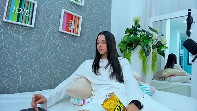 ViictoriiaSaenz Obrolan Langsung XXX