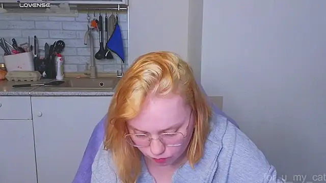 soft_focusn Live XXX chat