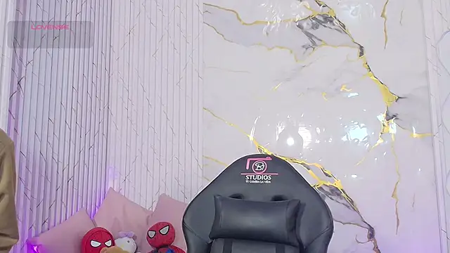 Spark_tay's Webcam Show