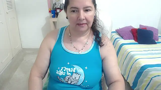 leonela_69's Live XXX Chat