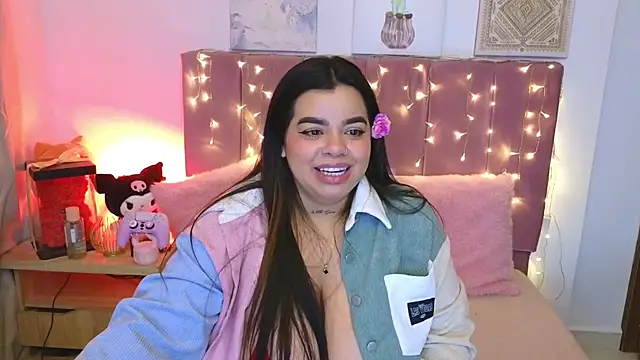MiahJoness' Live XXX Chat