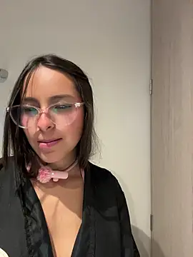 Chatroom XXX en direct de annie__thompson