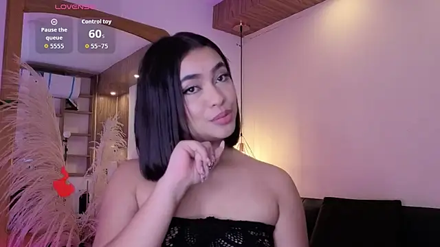 Chloe_monroee élő XXX-chatje