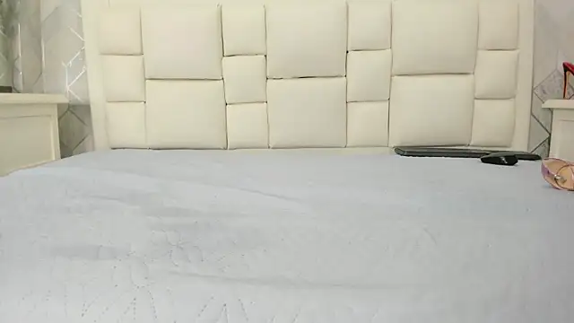 Chat XXX Live naia_cox