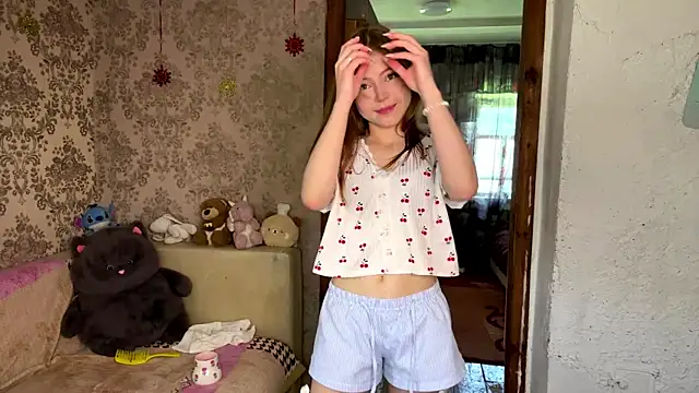 AlberthaBudd Adlı Modelin Canlı XXX Sohbeti