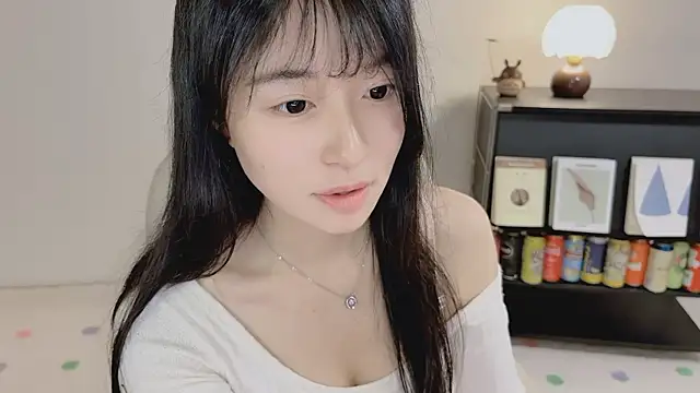 Onechestnut's Live XXX Chat