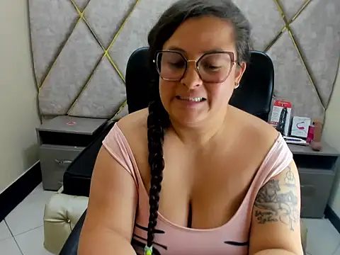 Živý XXX chat Sarah_Boobs_