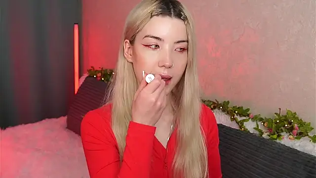 Chat +18 de LindaThackerr ao vivo