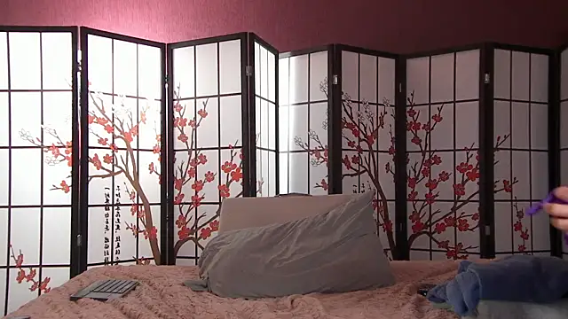 Show modela Anaya10 na web-kameri