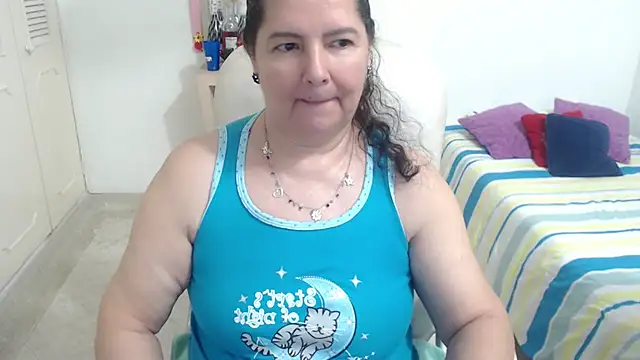 leonela_69 live XXX chat