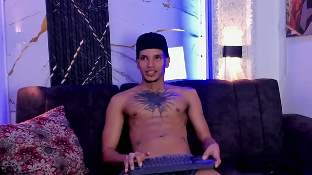 kai_storm77 Webcam show