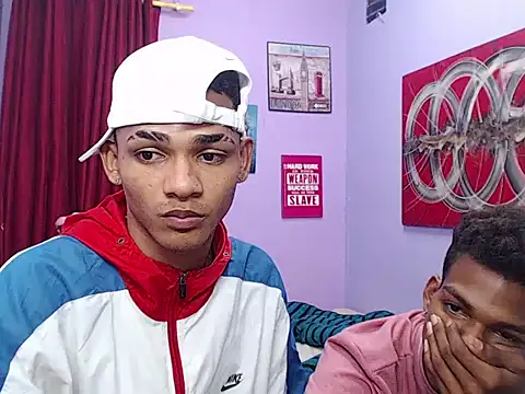 black_twinks Live XXX Chat