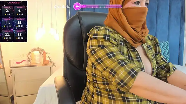 Онлайн чат XXX _Azahaaraa_