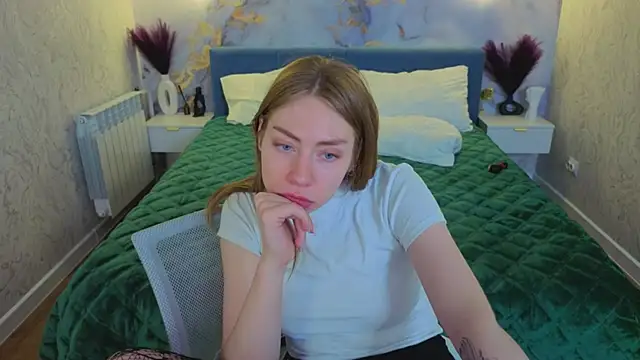 XXX chat uživo modela Leslie_Whait