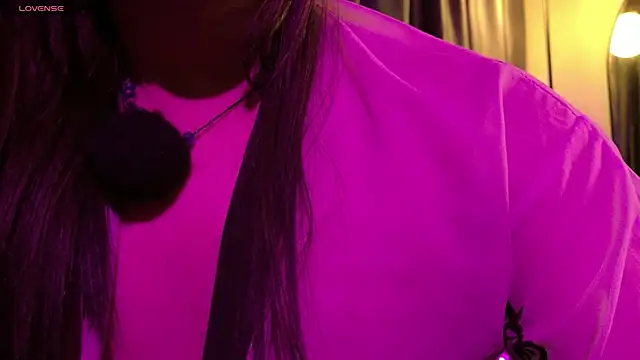 Angel_Sttar Adlı Modelin Canlı XXX Sohbeti