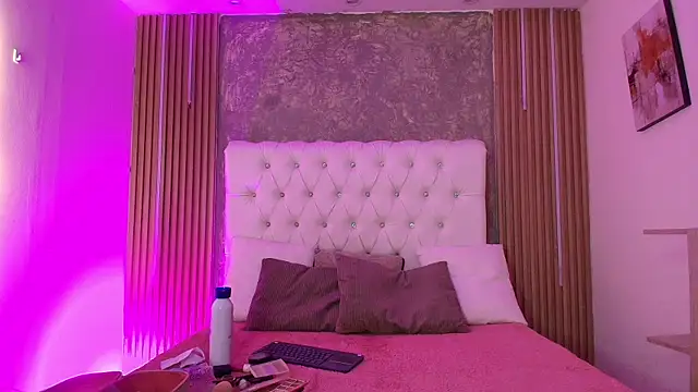 Katy_Van Chat XXX in diretta