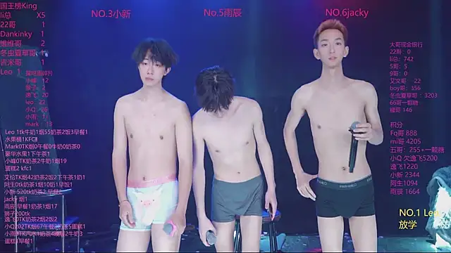 AAA-winnern Live XXX chat