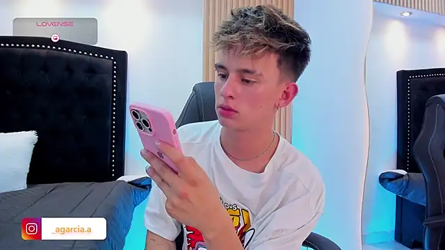 LiamWildx20 Pertunjukan Webcam