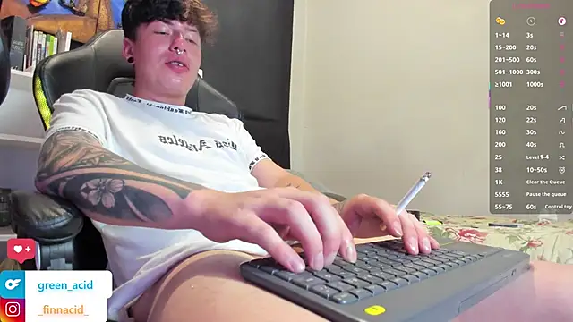 Show Webcam de Green_acid01