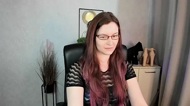 Chat +18 de emmaxDelight ao vivo