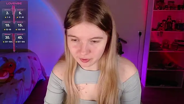 Strawberry_juli: απευθείας συνομιλία ΧΧΧ