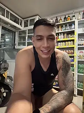 OliverWest04 现场XXX聊天