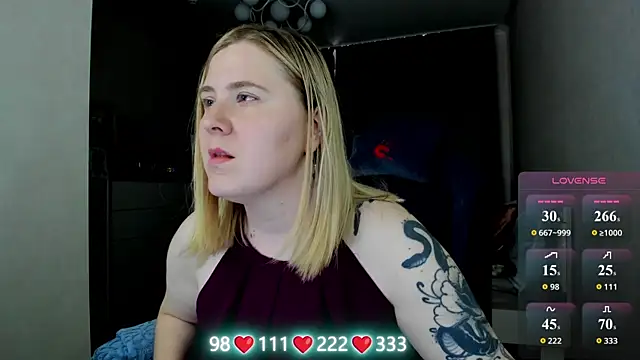 Chat +18 de Olivia_Munk ao vivo
