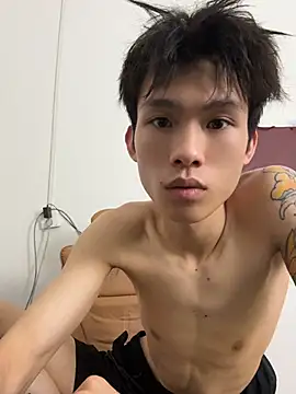 zzzzppp3's Webcam Show