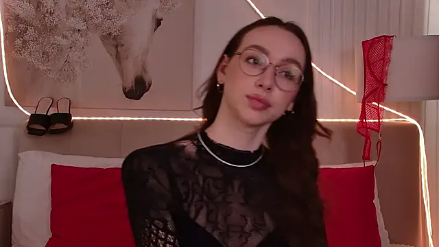 Chat +18 de Emily_Simon ao vivo