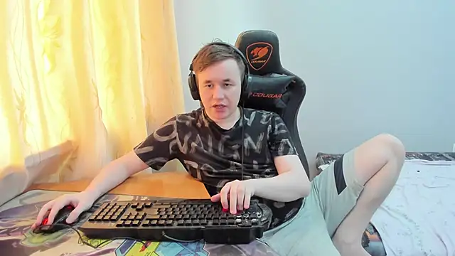 iliaskrislove Show Webcam