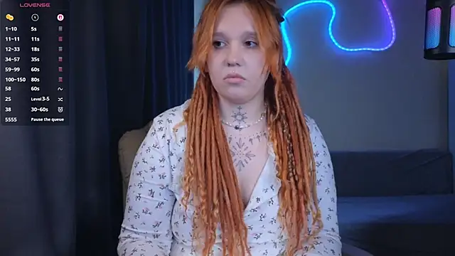 The_Full_Red_Moon's Live XXX Chat