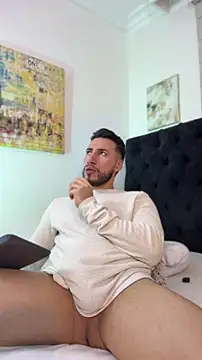 Thiago_Hillのウェブカメラショー