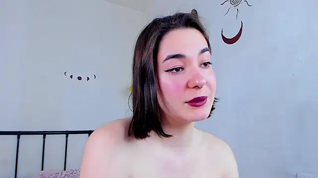 LiyaFly Adlı Modelin Canlı XXX Sohbeti