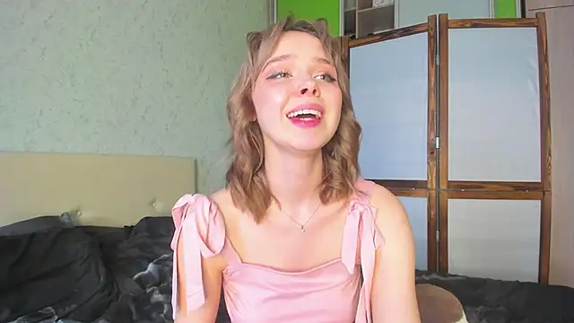GlitchyDolly Chat XXX live