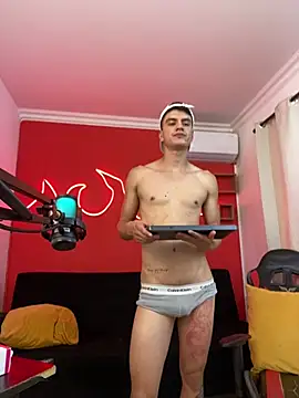 LeoTease Webcam show