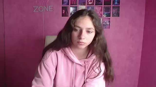 KissMeJulia Chat XXX in diretta