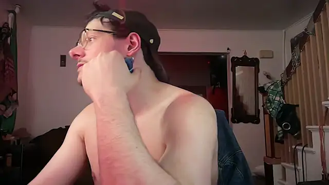 MasterDaddyCool élő XXX-chatje