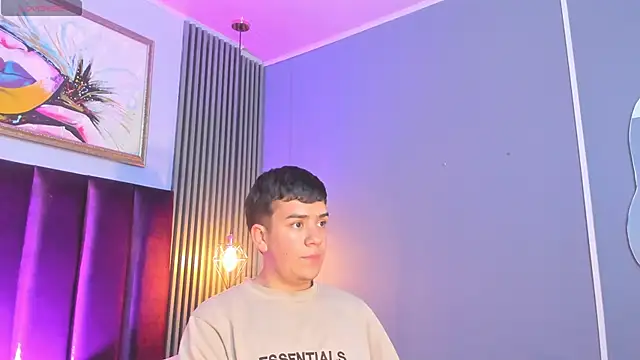 Dylan_Katte Show in webcam